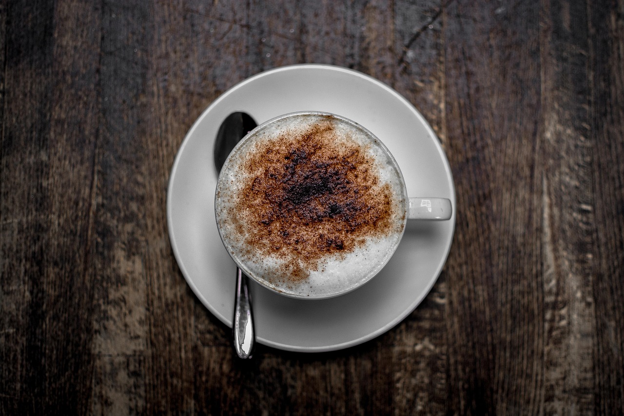 Kaffee Teller Ist eine Kaffeepadmaschine im Büro sinnvoll