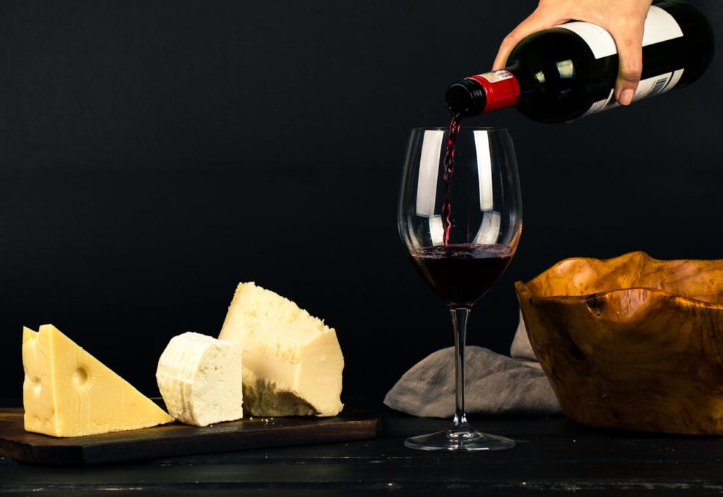 Käse und Wein Weinseminar abhalten – Inhalte, Struktur und Tipps für Gastgeber